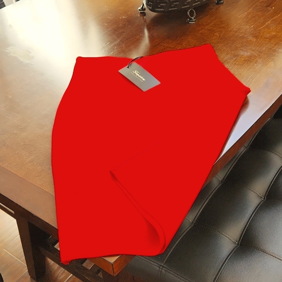 Red Bandage Skirt - Picture 2 of 4